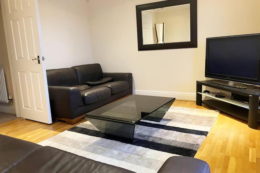 Central Chester Bedrooms Ngoại thất bức ảnh